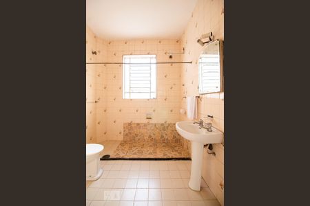 Casa para alugar com 145m², 2 quartos e sem vagaBanheiro 