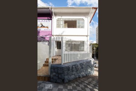 Casa para alugar com 145m², 2 quartos e sem vagaFachada 