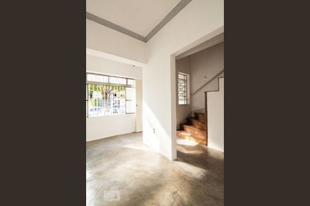 Sala de casa para alugar com 2 quartos, 145m² em Vila Clementino, São Paulo