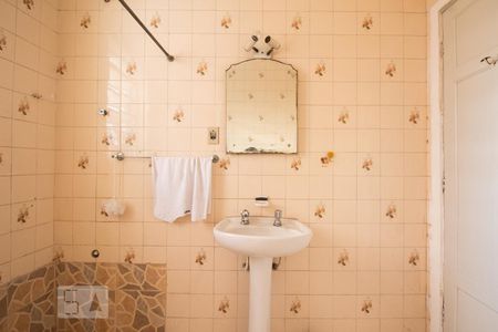 Casa para alugar com 145m², 2 quartos e sem vagaBanheiro 