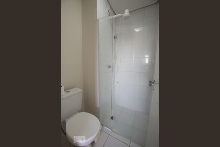 Banheiro de kitnet/studio para alugar com 1 quarto, 22m² em Iguatemi, Ribeirão Preto