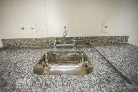 Apartamento à venda com 56m², 2 quartos e 1 vagaCozinha - Torneira