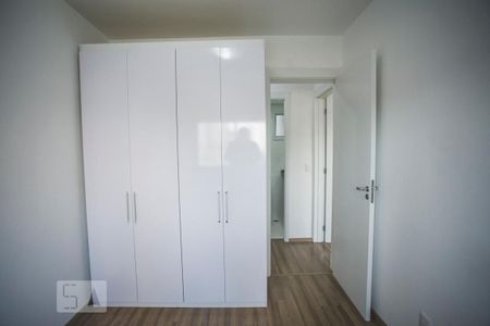 Apartamento à venda com 56m², 2 quartos e 1 vagaQuarto 2 - Armários
