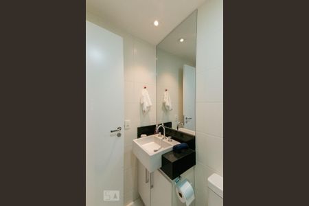 Apartamento para alugar com 37m², 1 quarto e 1 vaga Apartamento para alugar com 37m², 1 quarto e 1 vagaBanheiro