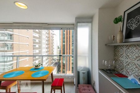 Apartamento para alugar com 37m², 1 quarto e 1 vaga Apartamento para alugar com 37m², 1 quarto e 1 vagaVista