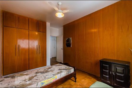 Apartamento para alugar com 222m², 4 quartos e 2 vagasQuarto 3