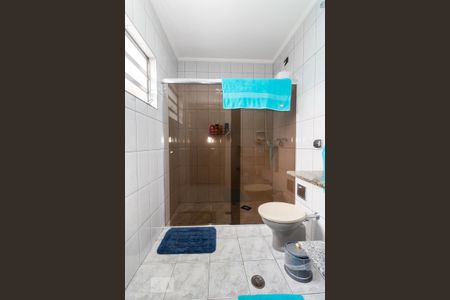 Casa para alugar com 310m², 5 quartos e 2 vagas Casa para alugar com 310m², 5 quartos e 2 vagasBanheiro da Suíte 2