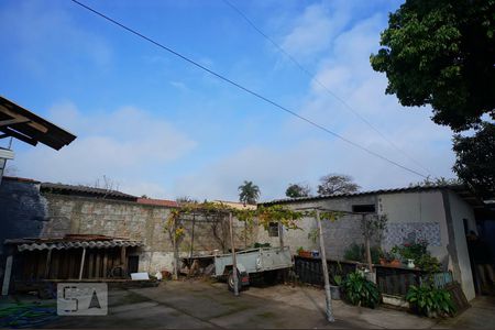 Casa à venda com 200m², 3 quartos e 5 vagasPatio