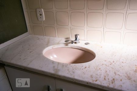 Apartamento à venda com 48m², 1 quarto e sem vagaBanheiro - Torneira