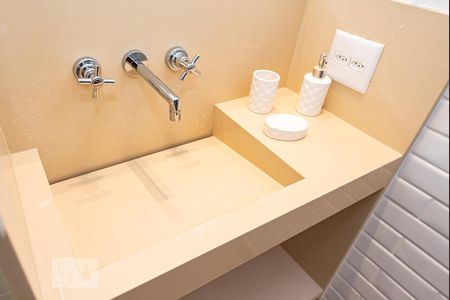 Apartamento para alugar com 80m², 3 quartos e sem vagaBanheiro