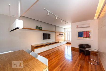 Sala de apartamento para alugar com 3 quartos, 80m² em Leblon, Rio de Janeiro