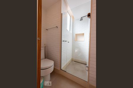 Apartamento para alugar com 80m², 3 quartos e sem vagaBanheiro de Serviço