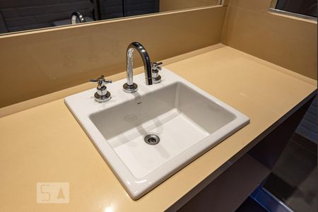 Apartamento para alugar com 80m², 3 quartos e sem vagaBanheiro da Suíte