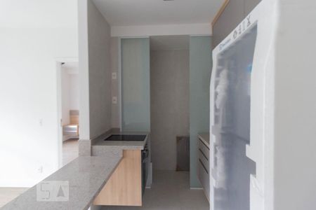 Cozinha de apartamento para alugar com 1 quarto, 38m² em Pinheiros, São Paulo