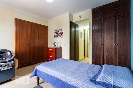 Apartamento à venda com 237m², 3 quartos e 2 vagasQuarto 3 - Suíte