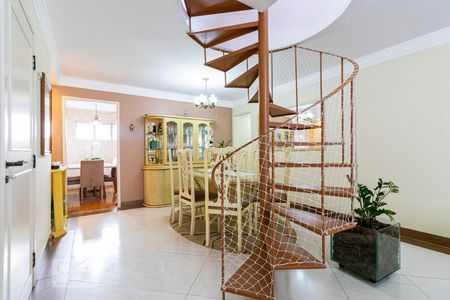 Sala de apartamento à venda com 3 quartos, 237m² em Vila Santo Estéfano, São Paulo