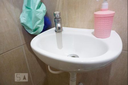 Casa à venda com 100m², 3 quartos e 1 vagaCasa 1 - Banheiro