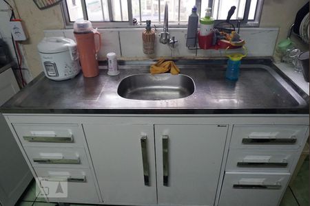 Casa à venda com 100m², 3 quartos e 1 vagaCasa 1 - Cozinha