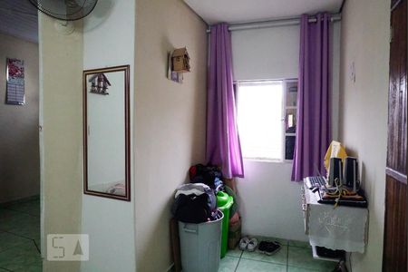 Casa 1 - Quarto 1 de casa à venda com 3 quartos, 100m² em Vila Carmosina, São Paulo