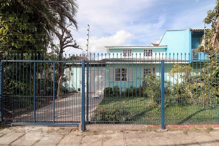 Casa à venda com 125m², 3 quartos e 3 vagasFachada