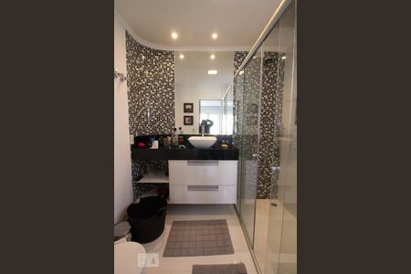 Casa à venda com 400m², 4 quartos e 3 vagassuite Quarto 1