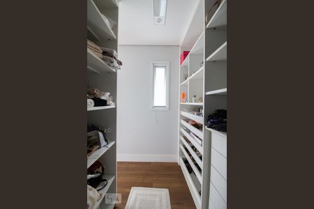 Casa à venda com 400m², 4 quartos e 3 vagasCloset Quarto 3