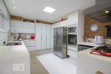 Casa à venda com 400m², 4 quartos e 3 vagasCozinha