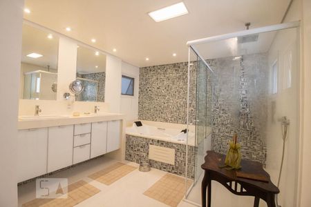 Casa à venda com 400m², 4 quartos e 3 vagasSuite Quarto 4