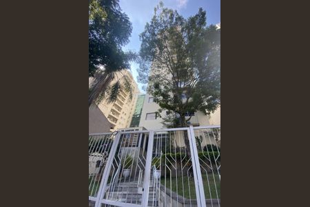 Apartamento para alugar com 60m², 2 quartos e 1 vagaFachada