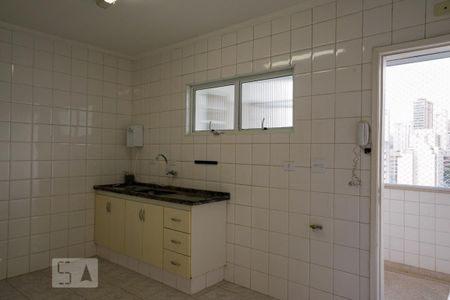 Apartamento para alugar com 98m², 2 quartos e 1 vaga Apartamento para alugar com 98m², 2 quartos e 1 vagaCozinha
