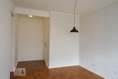 Apartamento para alugar com 98m², 2 quartos e 1 vaga Apartamento para alugar com 98m², 2 quartos e 1 vagaSala