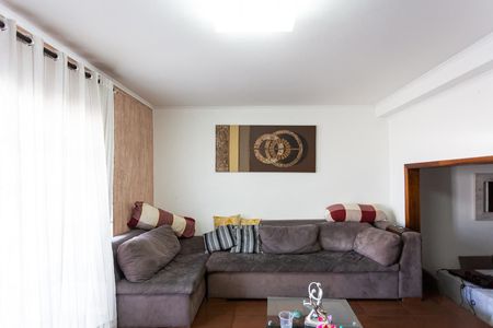 Sala de casa à venda com 4 quartos, 230m² em Pestana, Osasco