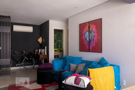 Sala de apartamento para alugar com 1 quarto, 74m² em Cidade Monções, São Paulo