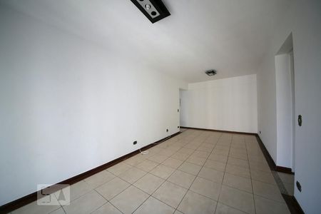 Sala  de apartamento para alugar com 3 quartos, 93m² em Jardim Marajoara, São Paulo