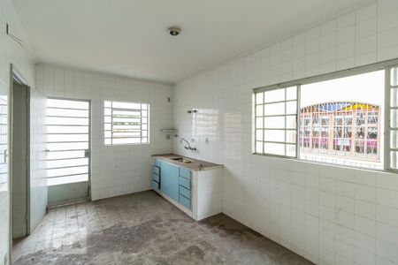 Casa à venda com 390m², 3 quartos e 2 vagas Casa à venda com 390m², 3 quartos e 2 vagasCozinha
