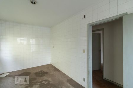 Casa à venda com 390m², 3 quartos e 2 vagas Casa à venda com 390m², 3 quartos e 2 vagasCozinha