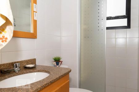 Apartamento à venda com 106m², 4 quartos e 2 vagasBanheiro Social