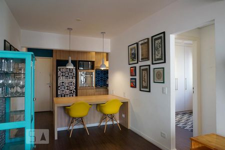 Sala de apartamento à venda com 2 quartos, 54m² em Perdizes, São Paulo