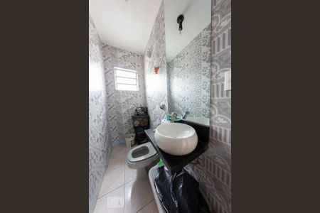 Casa à venda com 320m², 3 quartos e 1 vagaBanheiro de serviço