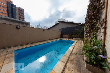 Casa à venda com 320m², 3 quartos e 1 vagaPiscina