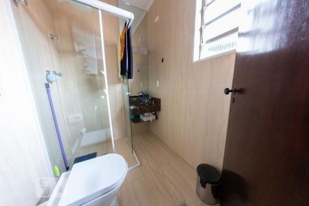 Casa à venda com 320m², 3 quartos e 1 vagaBanheiro da suíte 1