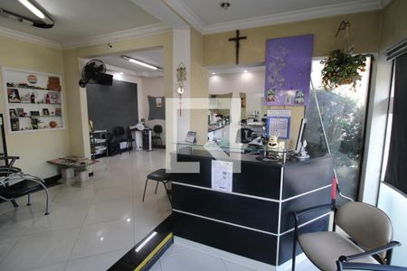 Sala de casa à venda com 3 quartos, 240m² em Vila Gustavo, São Paulo