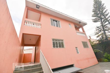 Casa à venda com 269m², 4 quartos e 4 vagasFachada