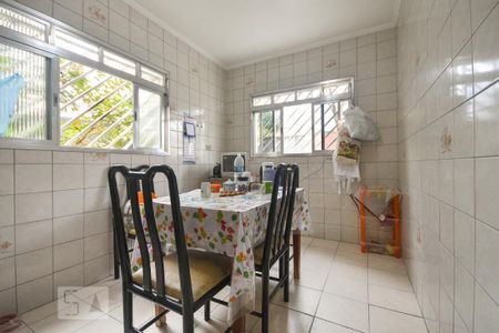 Casa à venda com 269m², 4 quartos e 4 vagasCozinha