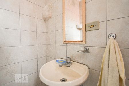 Casa à venda com 269m², 4 quartos e 4 vagasDetalhe banheiro