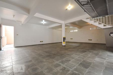 Casa à venda com 269m², 4 quartos e 4 vagasGaragem