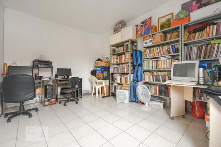 Casa à venda com 269m², 4 quartos e 4 vagasEscritório