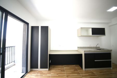 Sala - Quarto de kitnet/studio para alugar com 1 quarto, 22m² em Jardim das Acácias, São Paulo
