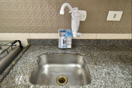 Apartamento à venda com 50m², 2 quartos e 1 vagaCozinha - pia