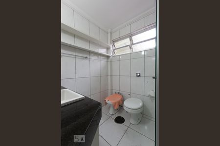 Apartamento à venda com 79m², 2 quartos e sem vagaBanheiro social